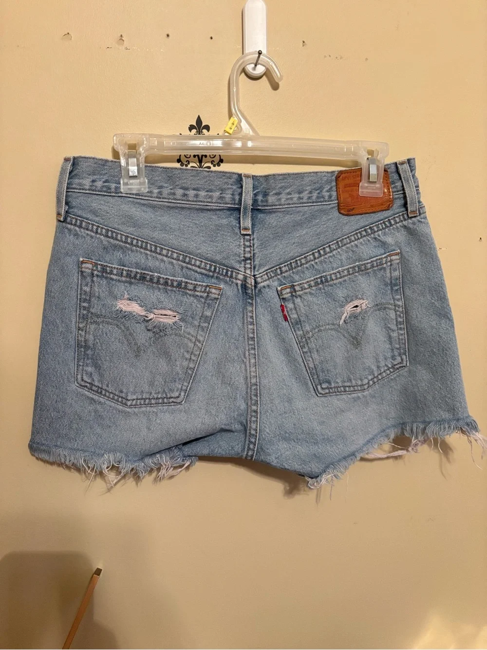 Levis 501 Shorts Womens size 28 Denim Cutoff ripped